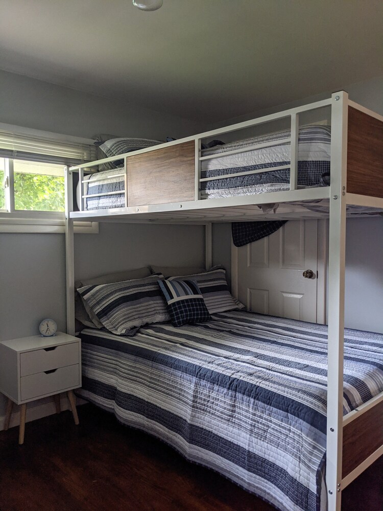 Relax at the newly renovated Moon Dogs Getaway!