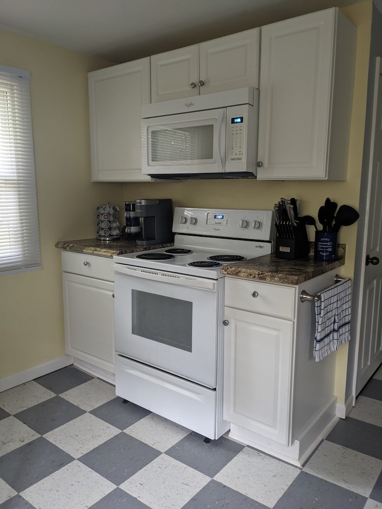 Relax at the newly renovated Moon Dogs Getaway!