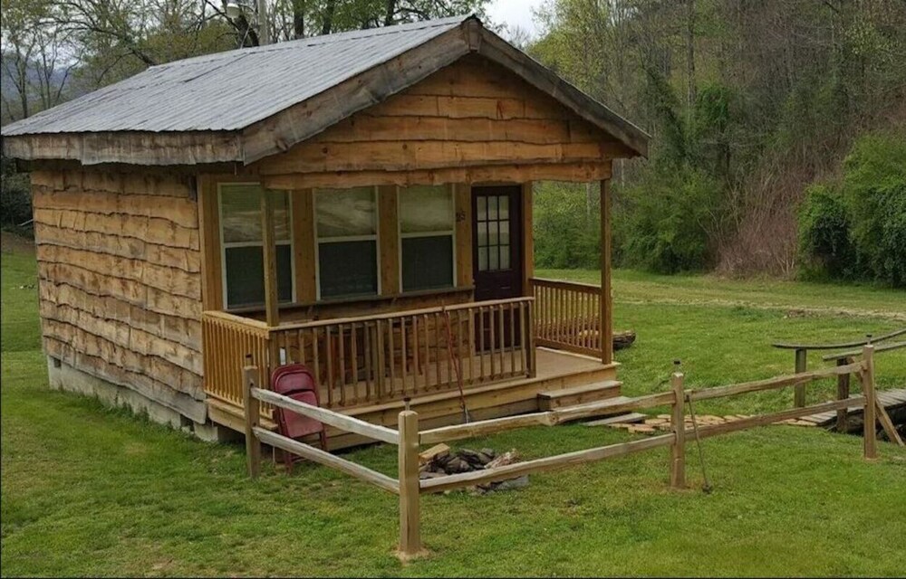 Ian’s Getaway, Hiking, motorcycle friendly, whitewater rafting, Casino,GSMRR!