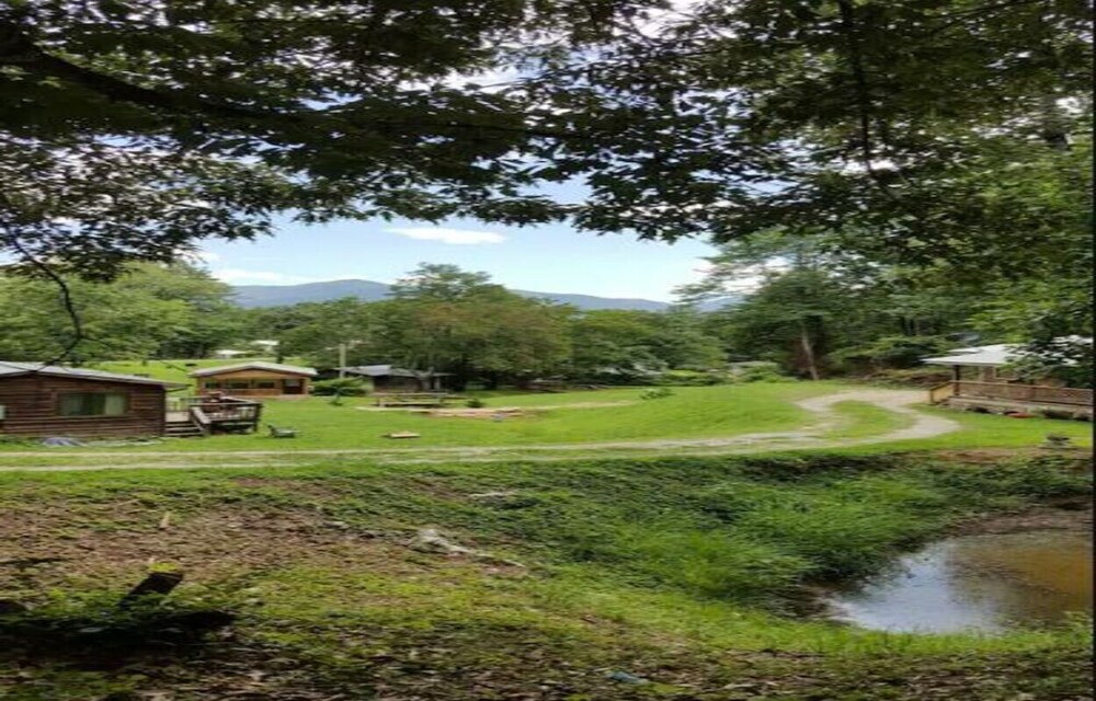 Ian’s Getaway, Hiking, motorcycle friendly, whitewater rafting, Casino,GSMRR!