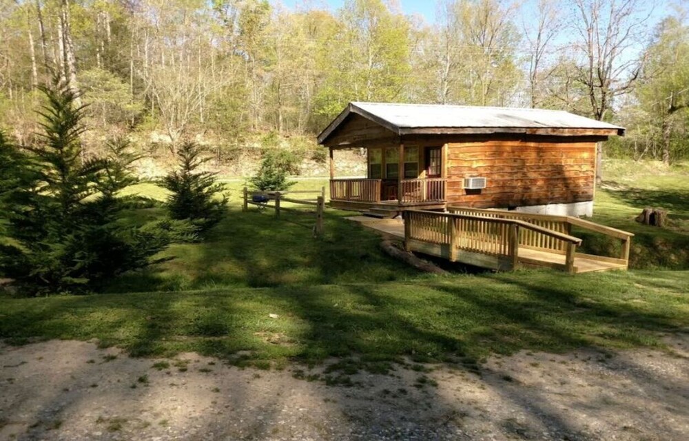 Ian’s Getaway, Hiking, motorcycle friendly, whitewater rafting, Casino,GSMRR!