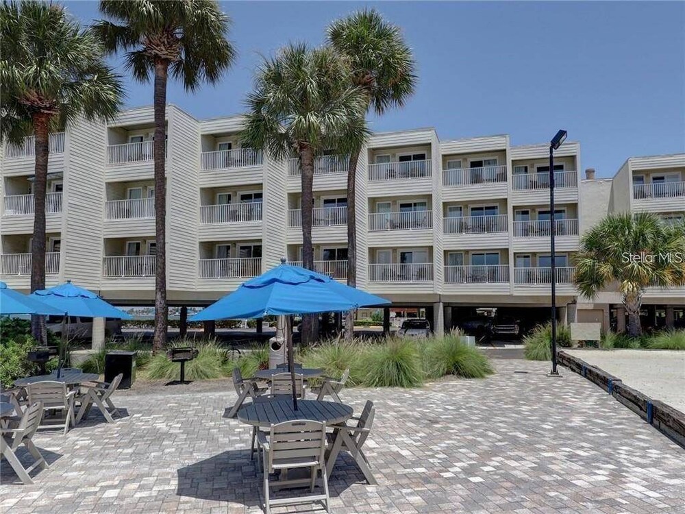 Waterfront Condo - Sunset View of Tampa Bay