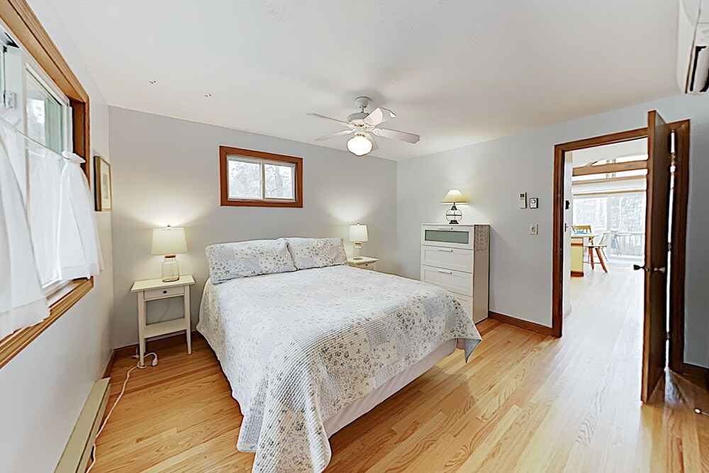 Charming Home with Deck, Screened Porch, Private Balcony, Near Beaches