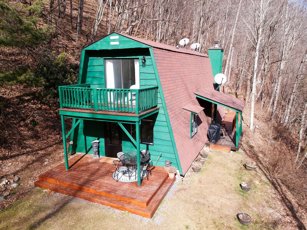 Peek a View Cabin/ A-Frame at 4200 ft Elevation