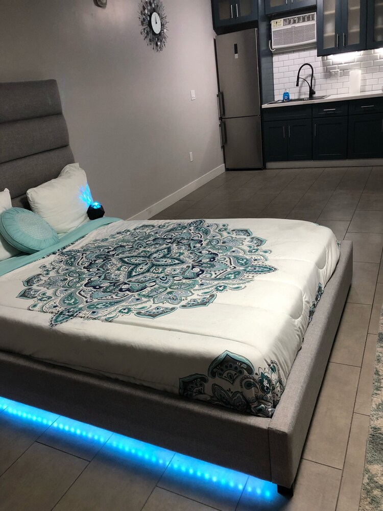 LED LIGHT CONDO ON LAS VEGAS STRIP