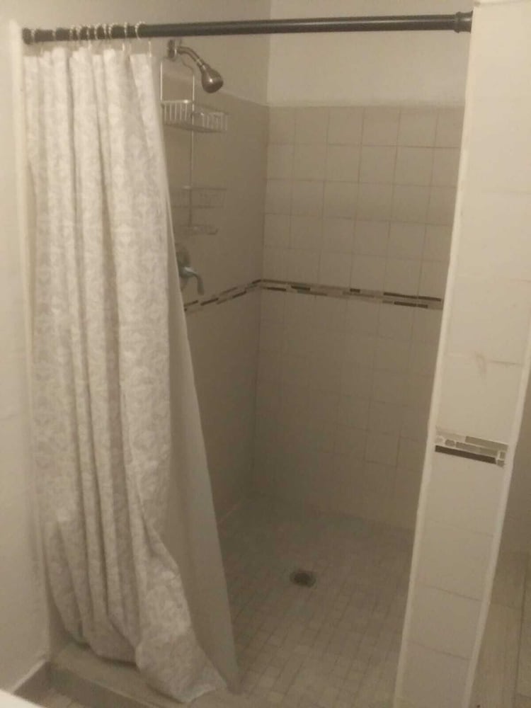 Spacious newly renovated apartment in North Miami