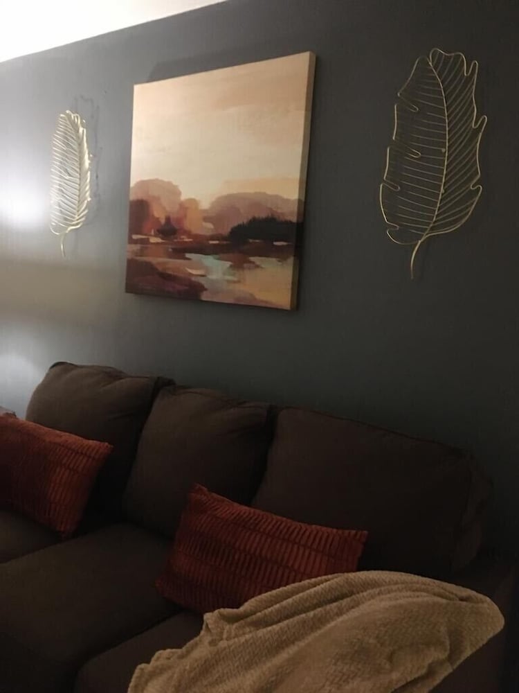 Spacious newly renovated apartment in North Miami