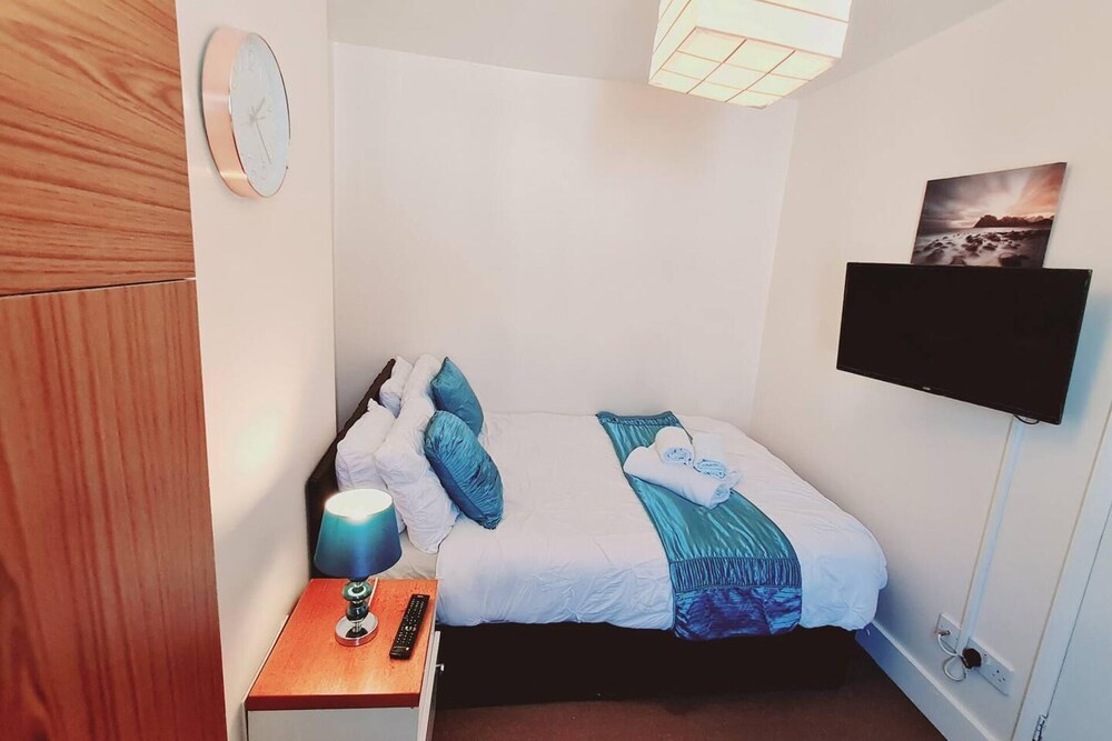 Cedar Villa - Inviting 5-bed House in Chatham-