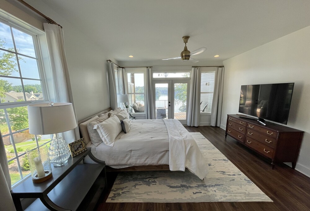 Brand NEW luxurious lakefront home with PRIVATE BEACH on LAKE KEOWEE