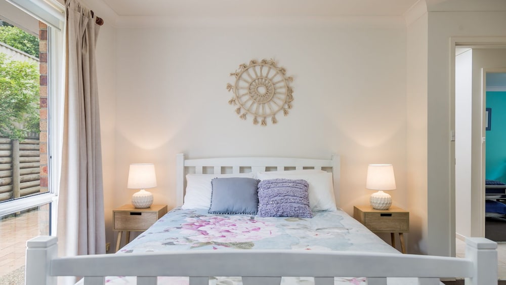 Appealing villa located amidst peaceful surroundings