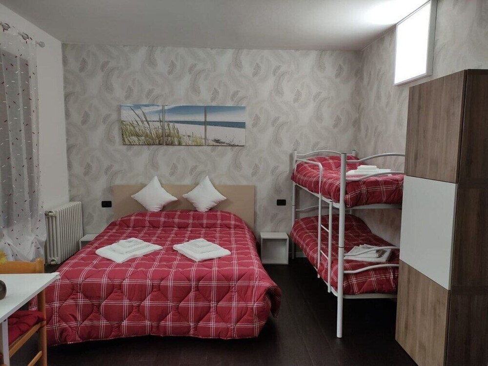 Apartment Near Lake Garda, Gardaland Peschiera del Garda Vrbo