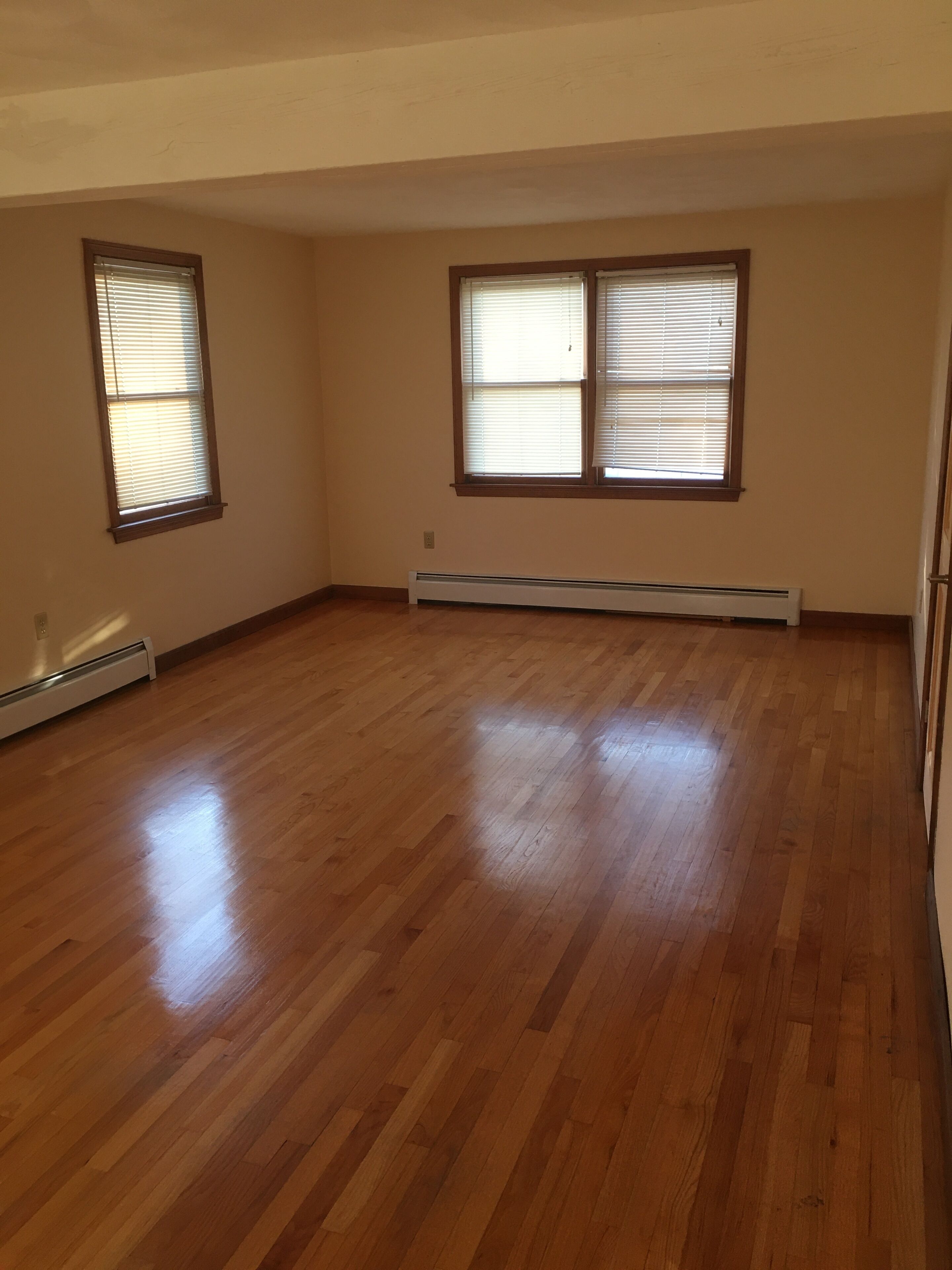 A very beautiful place , very clean place and a beautiful kitchen . in Haverhill, United States