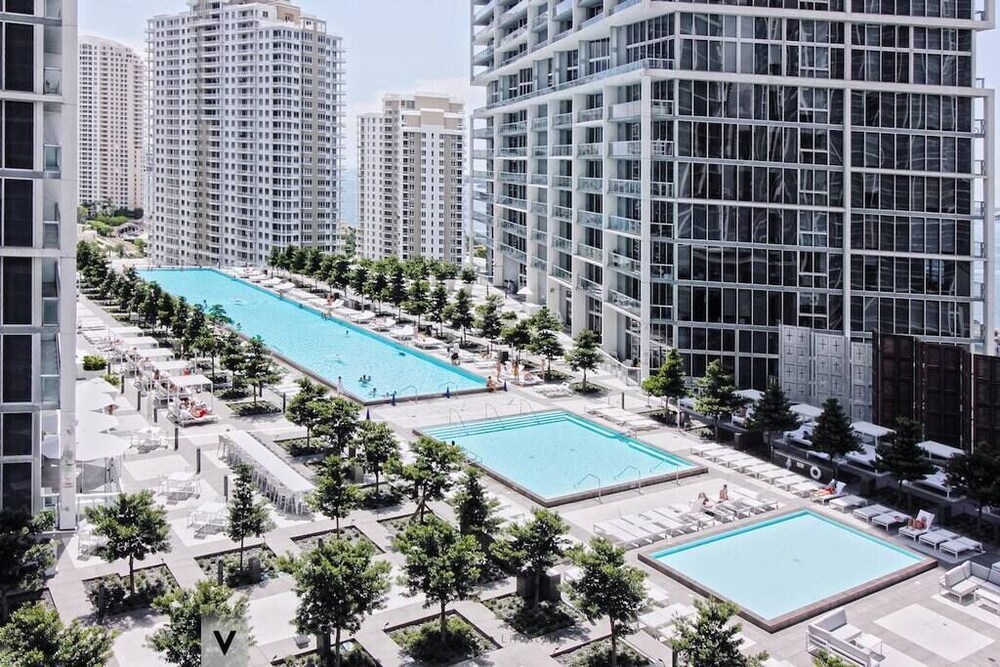 Vesper | ICON Brickell | Stunning Condo +Pool +SPA