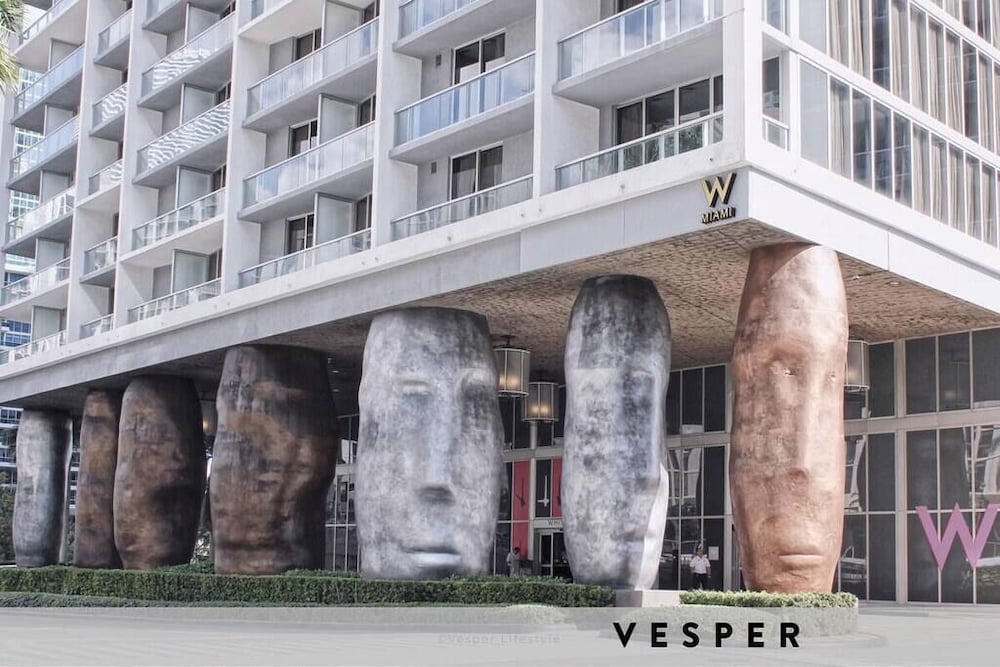 Vesper | ICON Brickell | Stunning Condo +Pool +SPA