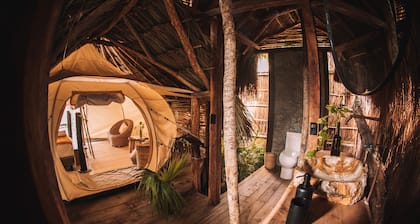 Uman Glamping & Cenote Tulum