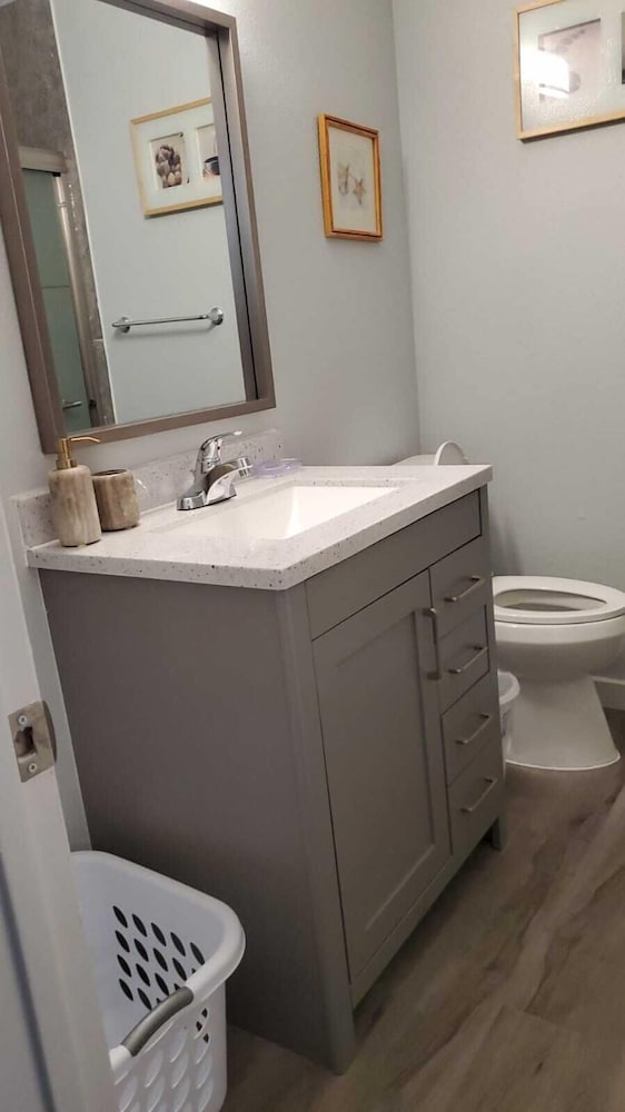 Luxurious 5BR/2BA Near Convention Center and the FAMOUS STRIP