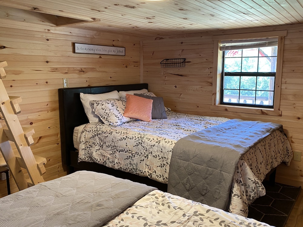 Graceful Glamping Charis Cabin NEAR Ark Encounter