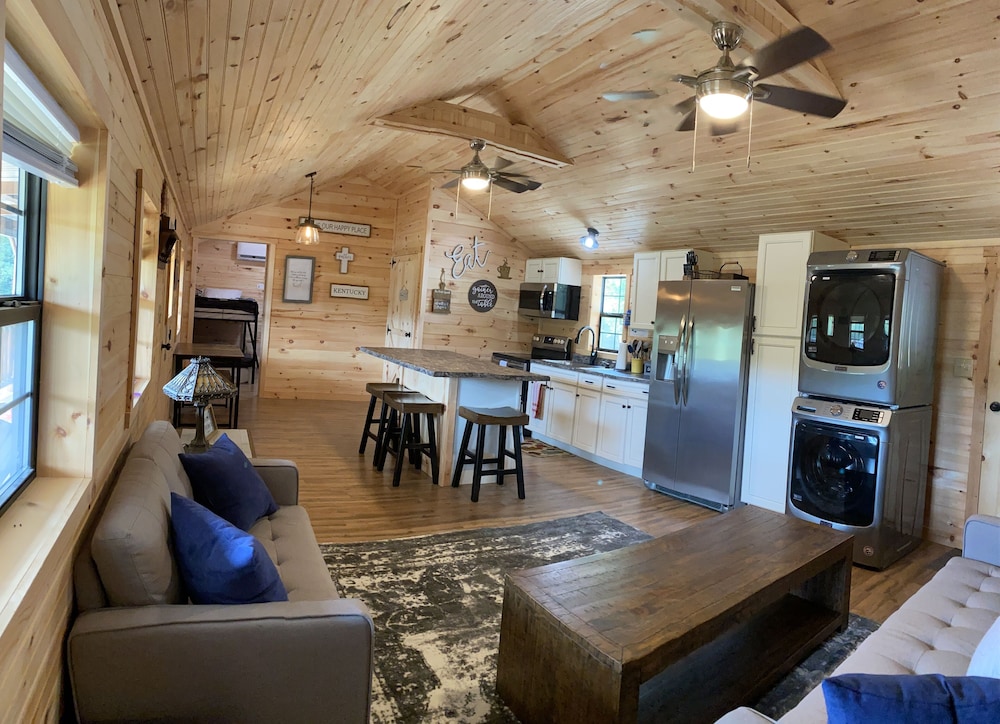 Graceful Glamping Charis Cabin NEAR Ark Encounter