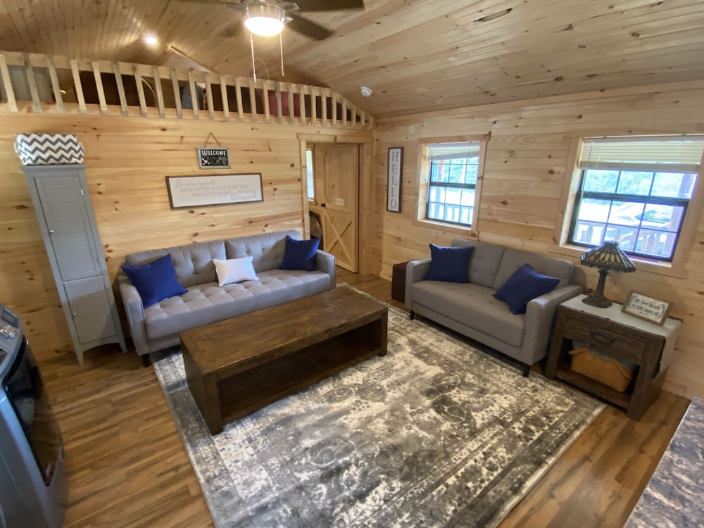 Graceful Glamping Charis Cabin NEAR Ark Encounter