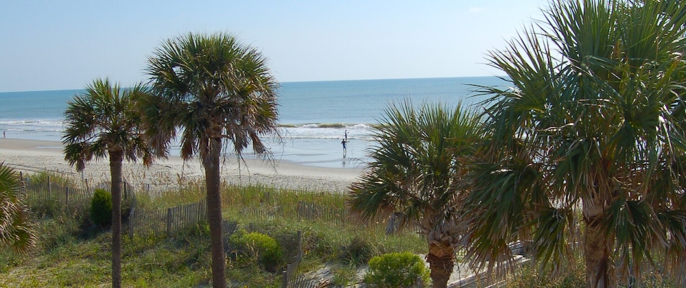 5-Star Lakefront Beach House in Ocean Lakes