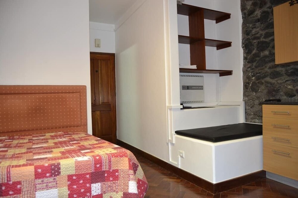 Central Studio in Funchal 1N Madeira Corujeira de Dentro Vrbo