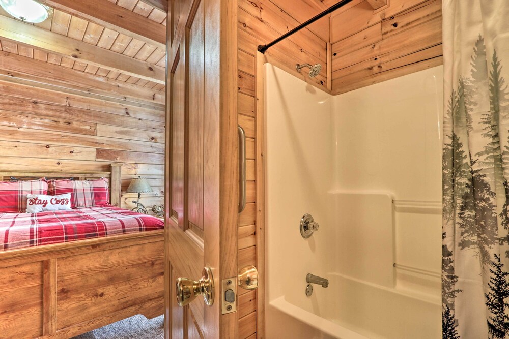 NEW! Sevierville Cabin w/ Boat Launch & Hot Tub!