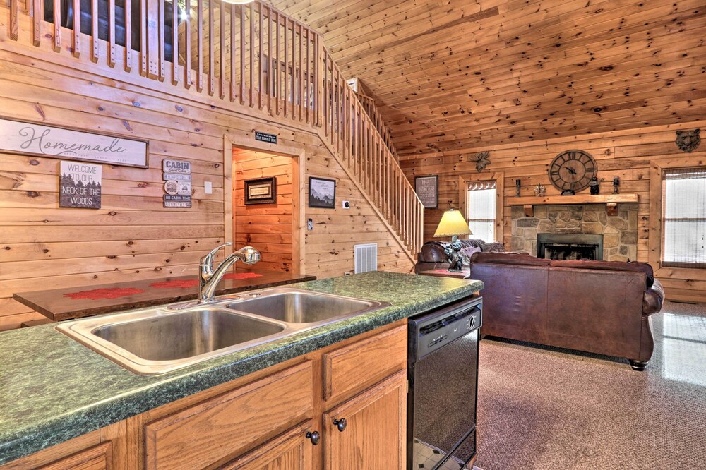 NEW! Sevierville Cabin w/ Boat Launch & Hot Tub!