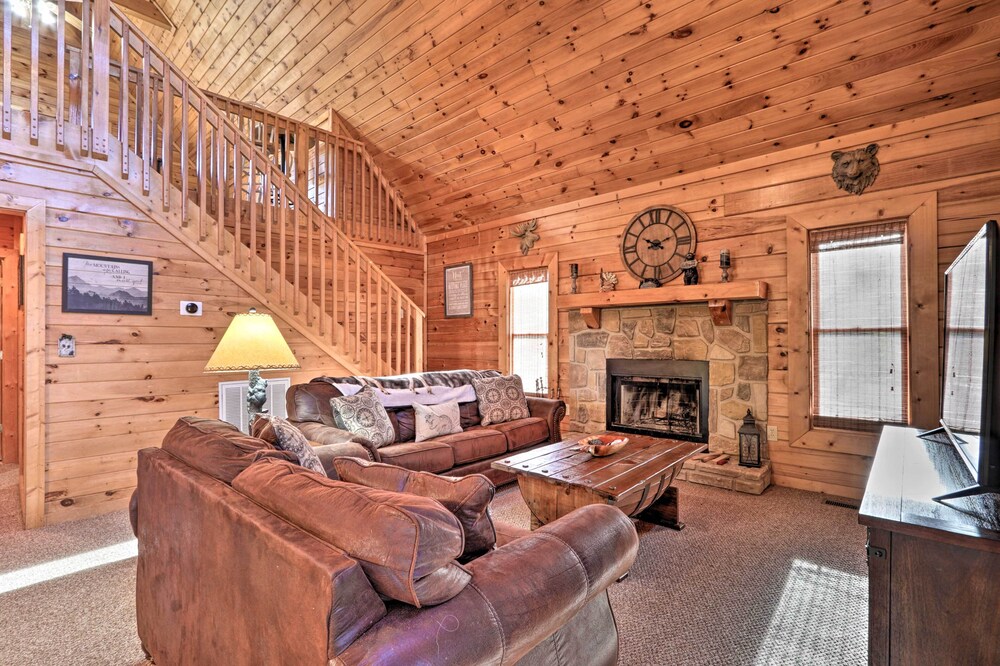 NEW! Sevierville Cabin w/ Boat Launch & Hot Tub!