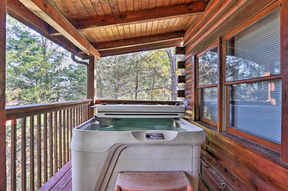 NEW! Sevierville Cabin w/ Boat Launch & Hot Tub!