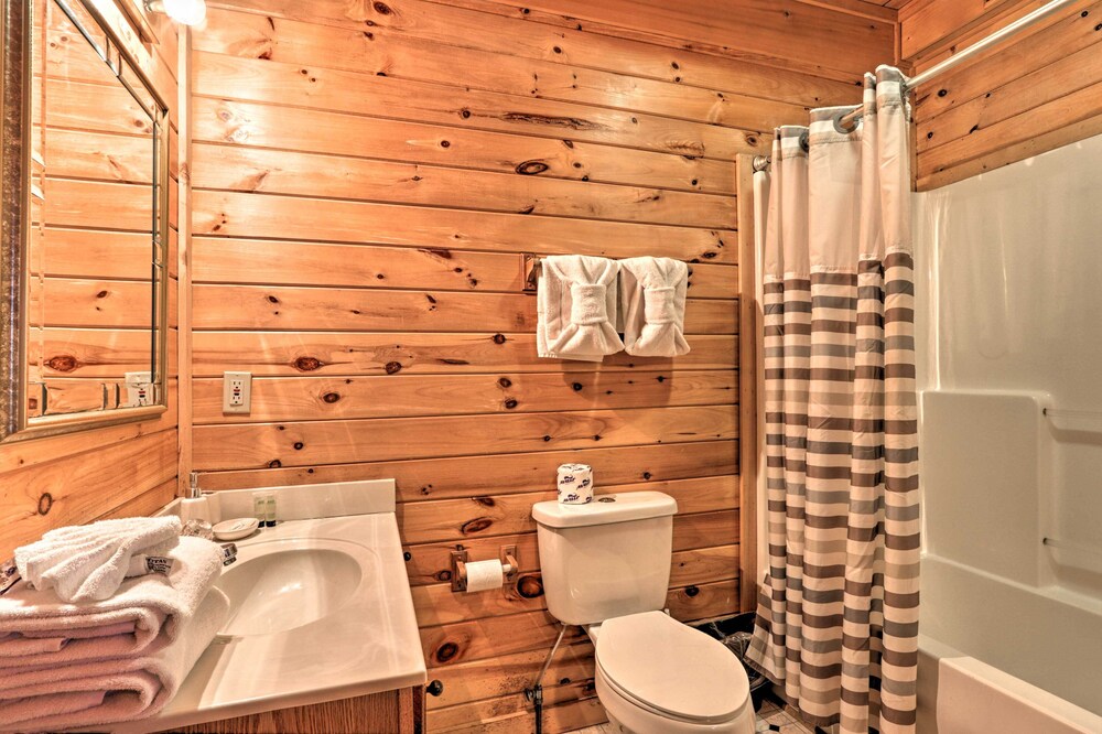 NEW! Sevierville Cabin w/ Boat Launch & Hot Tub!