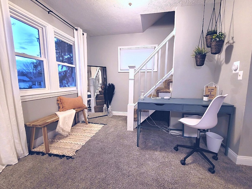 Cozy Beachtown Bungalow perfect for any getaway Vermilion Vrbo