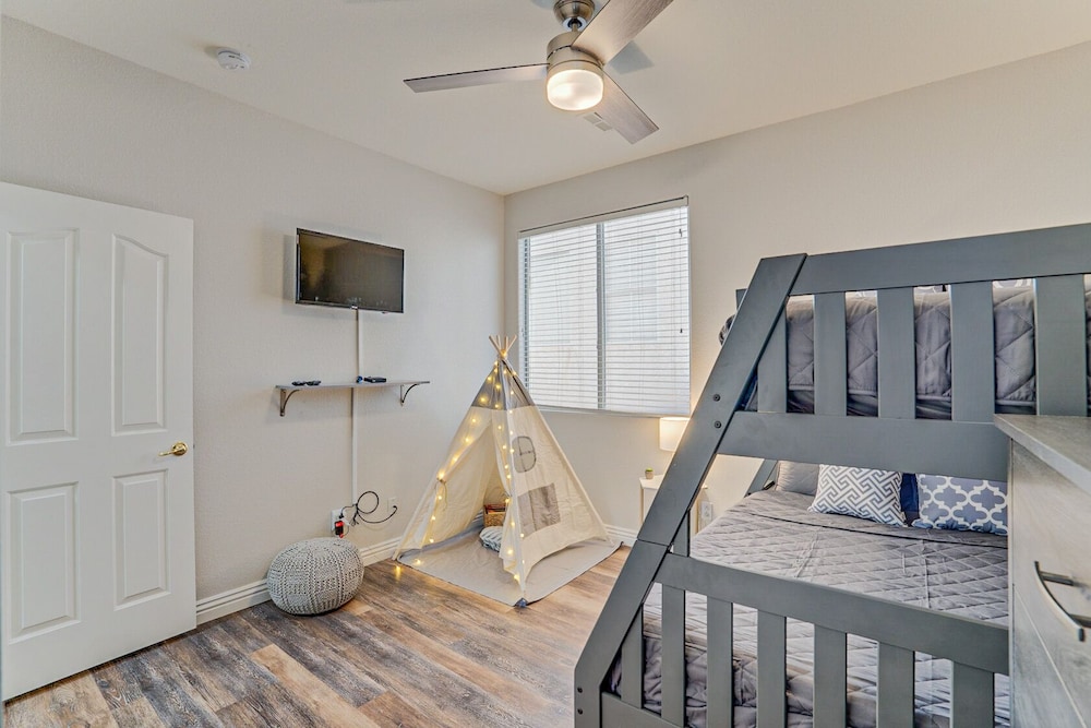 Charming, Cozy & Elegant Zen Retreat with Hot Tub