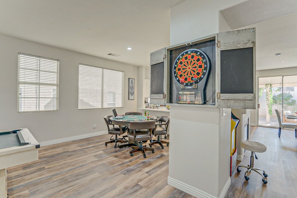 Charming, Cozy & Elegant Zen Retreat with Hot Tub