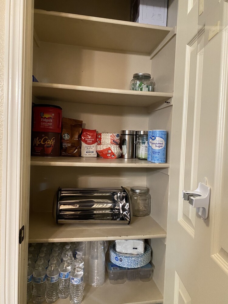 Comfy, Classy Home, Close To Bars, & Dining El Paso Vrbo