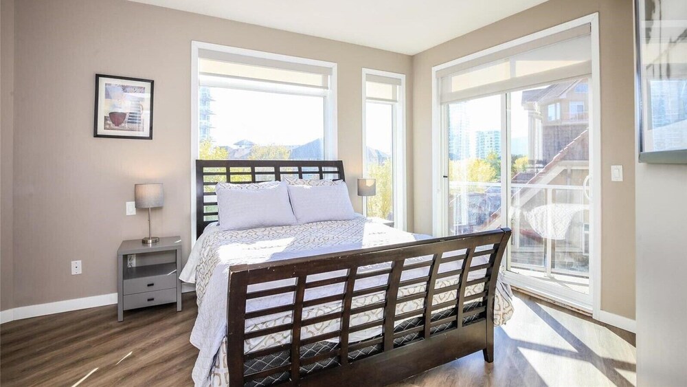 Vacation at Discovery Bay Resort 2 Bedroom/2 Bath Kelowna Vrbo