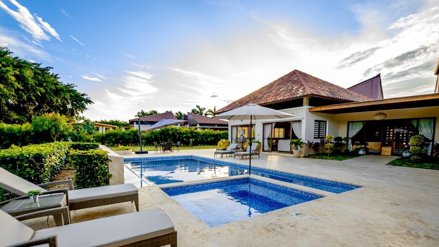 Luxurious 5-bdr Villa at Casa de Campo With Pool Jacuzzi Games Hibachi Staff