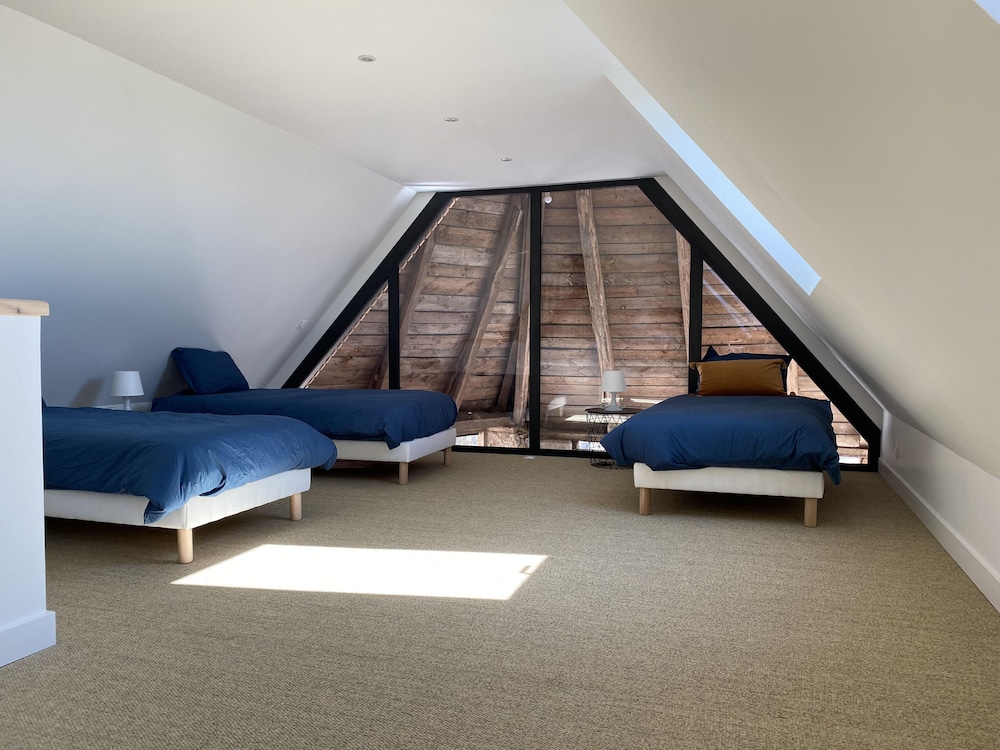 La Grange by Caro Cantoin Vrbo