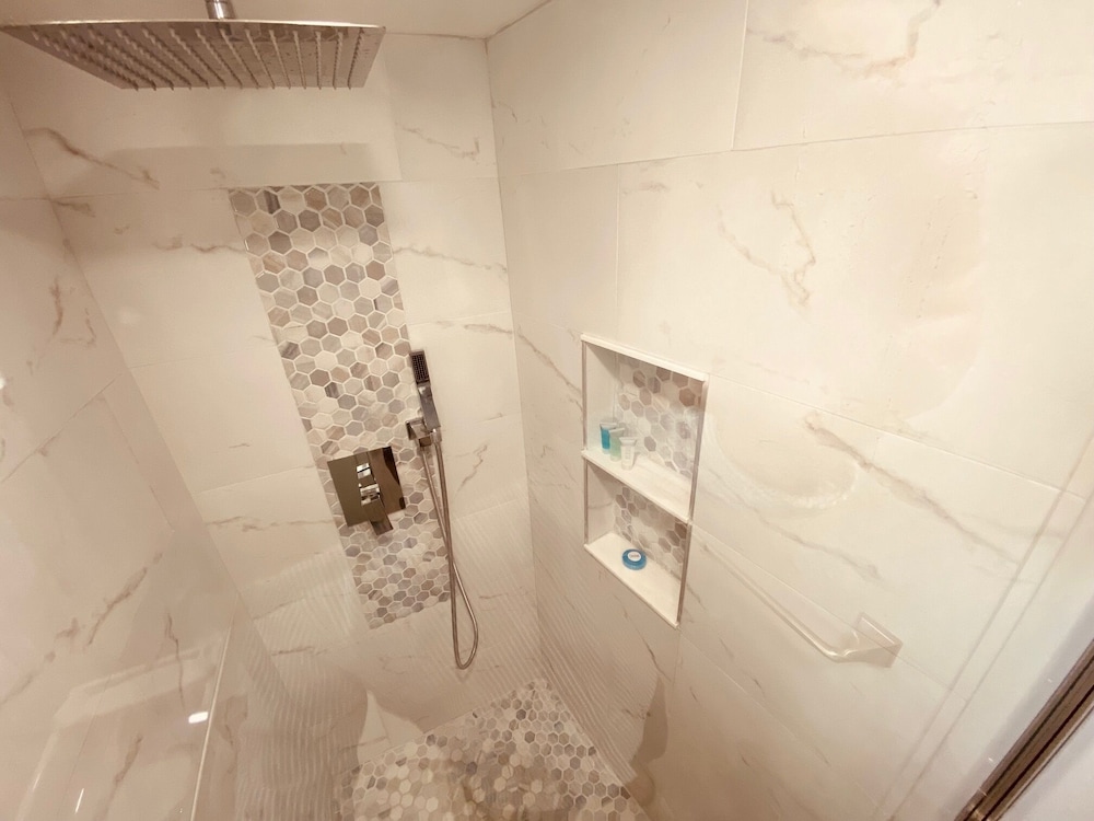 Sunset Beach Treasure Island 1/1 Wi-fi Parking 117-b