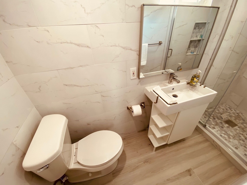 Sunset Beach Treasure Island 1/1 Wi-fi Parking 117-b