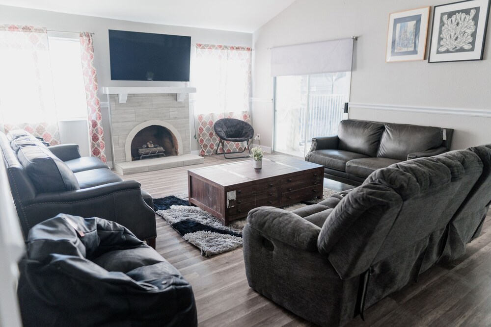 Perfect Vacation House | Backyard Oasis w/ Pool | Newly Remodeled