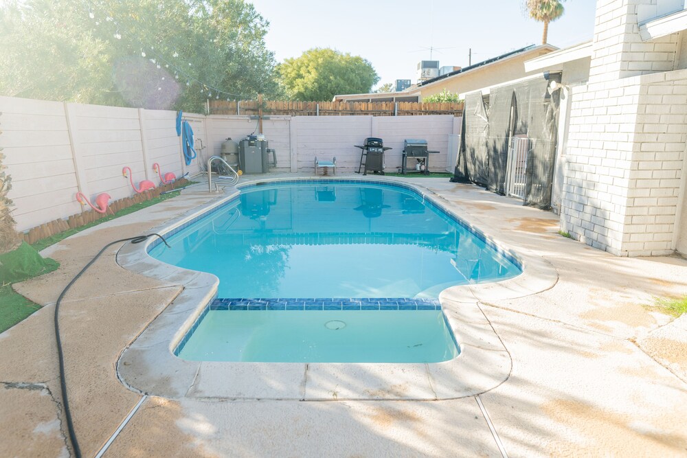 Perfect Vacation House | Backyard Oasis w/ Pool | Newly Remodeled