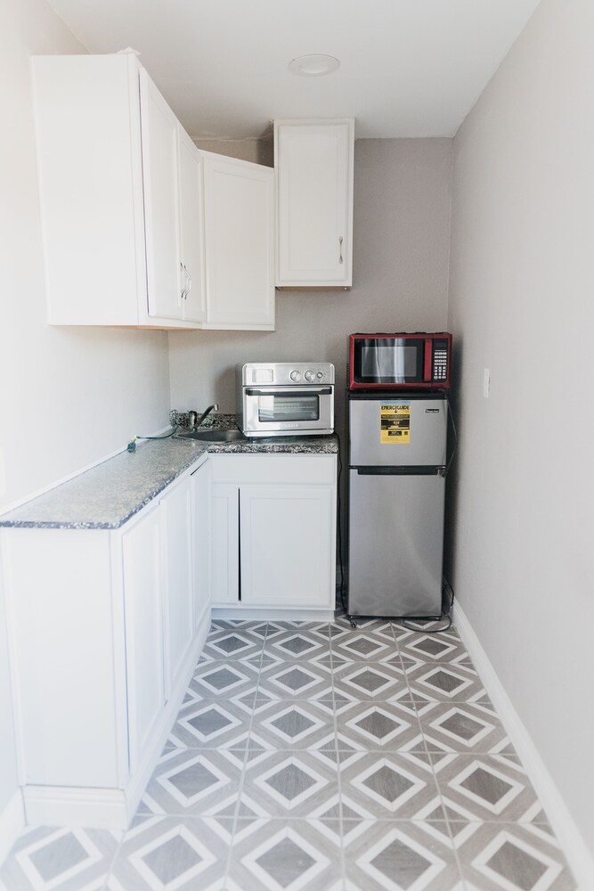 Perfect Vacation House | Backyard Oasis w/ Pool | Newly Remodeled