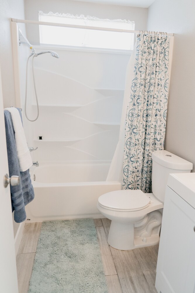 Perfect Vacation House | Backyard Oasis w/ Pool | Newly Remodeled