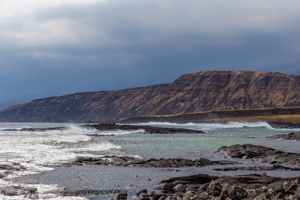 Kona Coast Adventure! Oceanfront, Just Minutes to Haleo Luau, Keauhou Bay