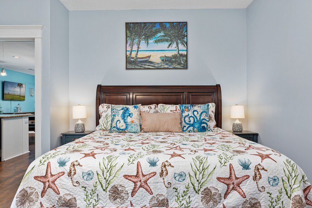 Sailing Mood Pet Friendly, Beach Home, Upscale! Marineland Acres Vrbo