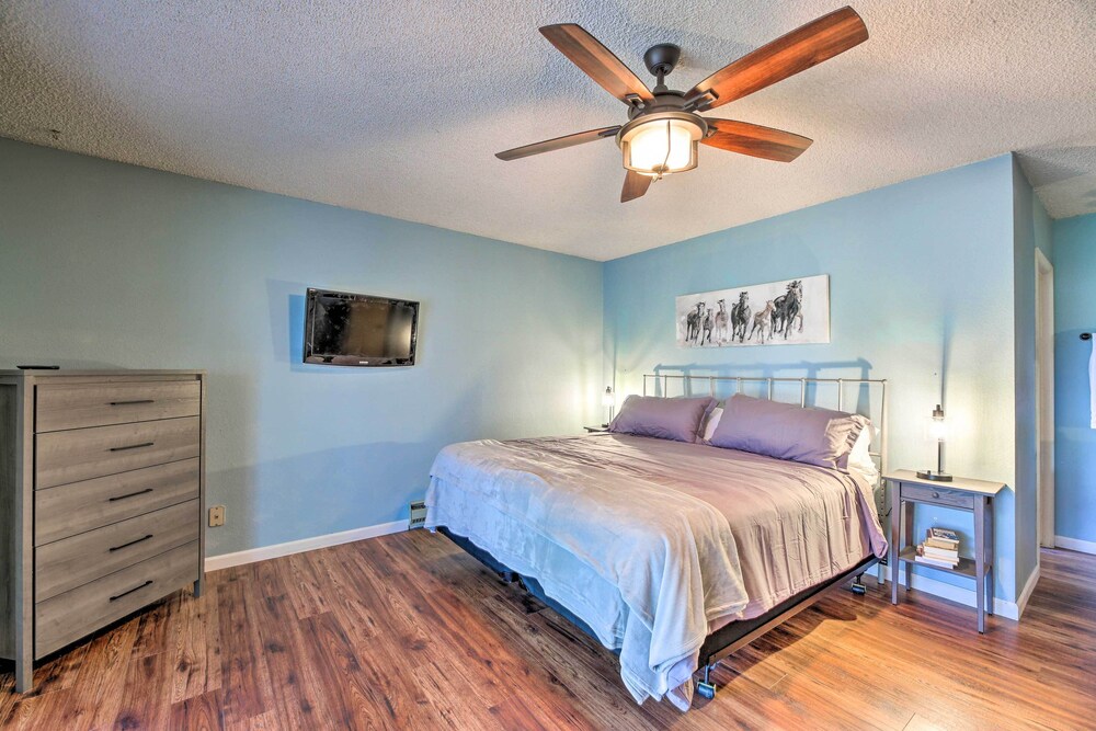 Rustic Golf Course Home w/ Deck & Yard! Vrbo