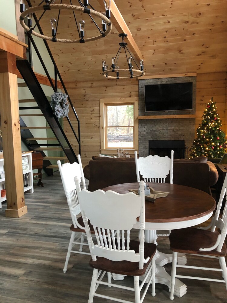 Enjoy Mentone in our cozy and comfy cabin!