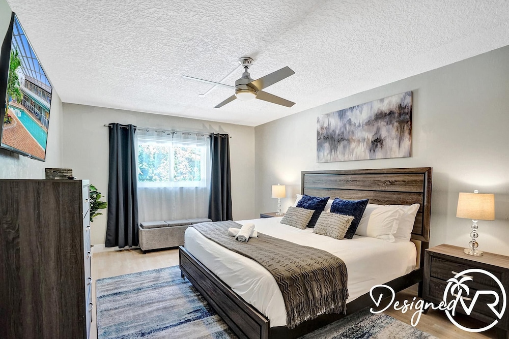 🌴🌴 Reunion Resort 7 BR w/Private Heated POOL & Fun-spaces 🏀🏸 🏐 𝘉𝘺 𝘋𝘦𝘴𝘪𝘨𝘯𝘦𝘥𝘝𝘙