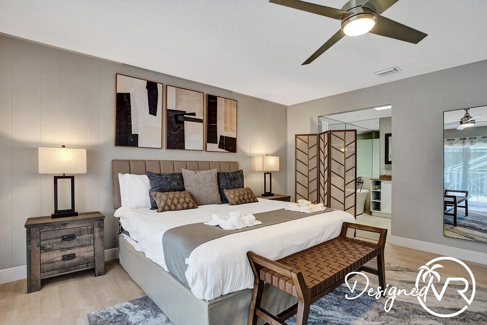 🌴🌴 Reunion Resort 7 BR w/Private Heated POOL & Fun-spaces 🏀🏸 🏐 𝘉𝘺 𝘋𝘦𝘴𝘪𝘨𝘯𝘦𝘥𝘝𝘙