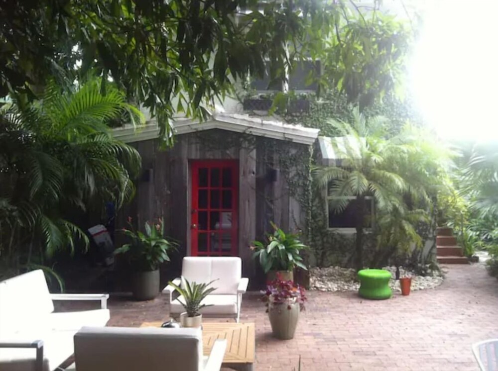 Morningside Treehouse Studio 2022